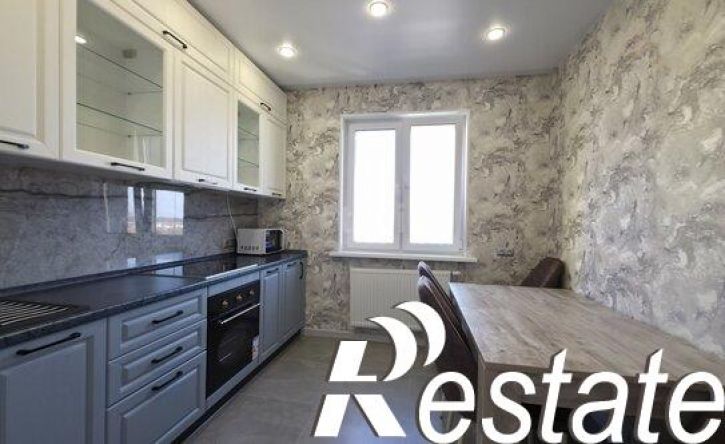 3-комн квартира улица Курчатова, 35/1,  д. 35/1