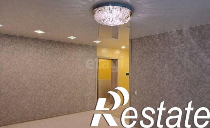 3-комн квартира улица Курчатова, 24,  д. 24