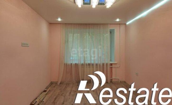 3-комн квартира улица Курчатова, 24,  д. 24